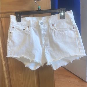 Women’s White High Rise Levi’s Shorts